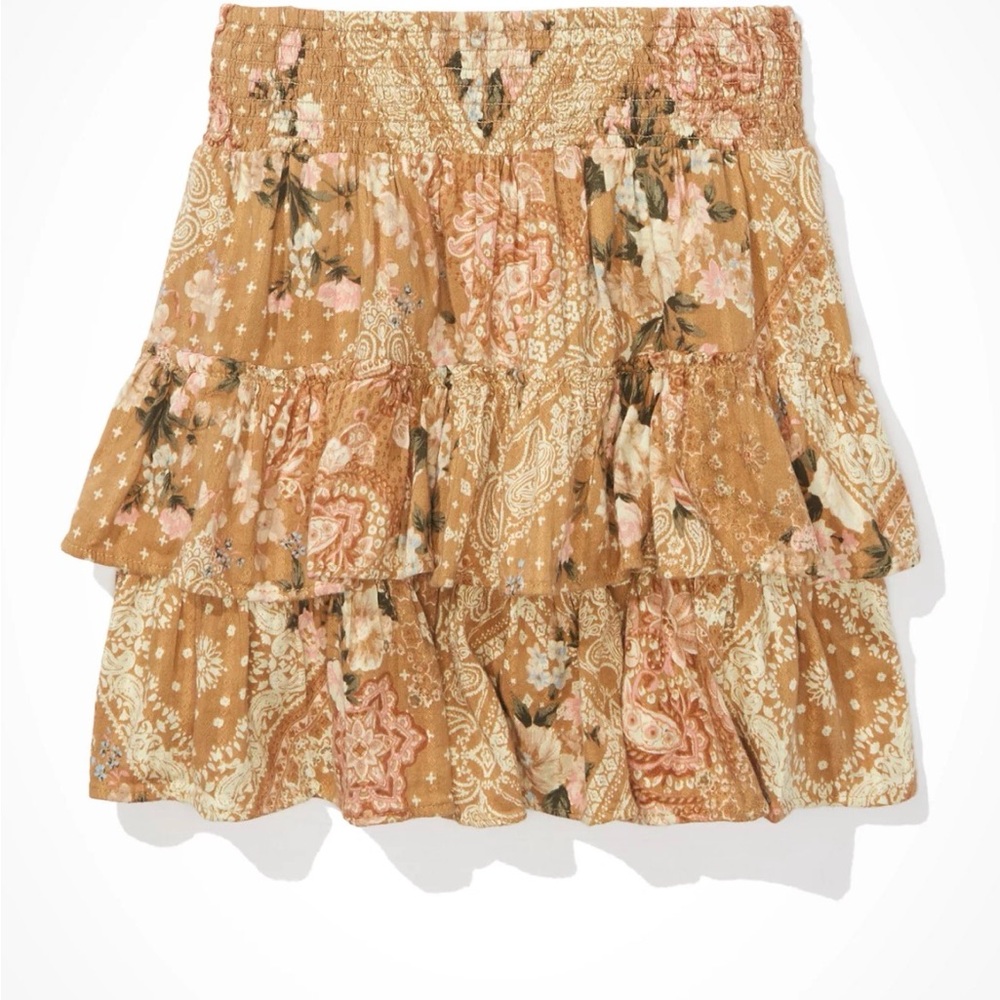 American Eagle Outfitters Floral Tiered Ruffle Mini Skirt in Tan and Cream - Picture 2 of 9